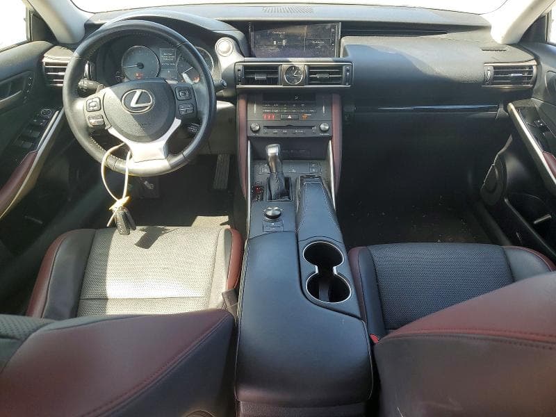 2019 LEXUS IS 300 8
