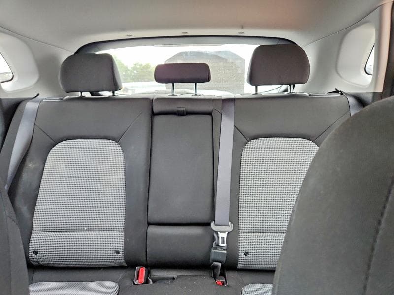 2018 HYUNDAI KONA SE 10