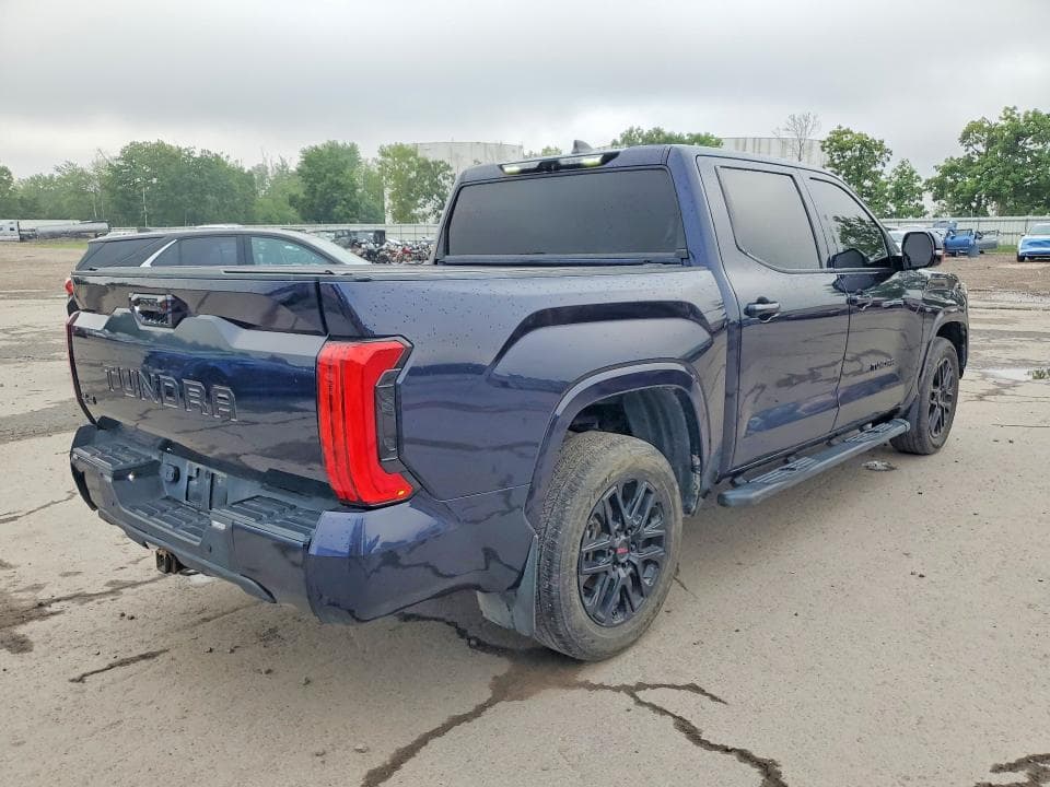 2024 TOYOTA TUNDRA CREWMAX 3