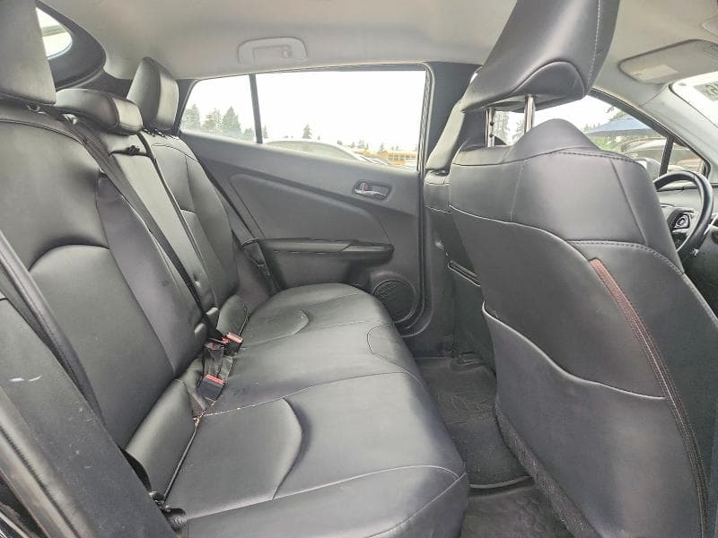 2021 TOYOTA PRIUS XLE 10