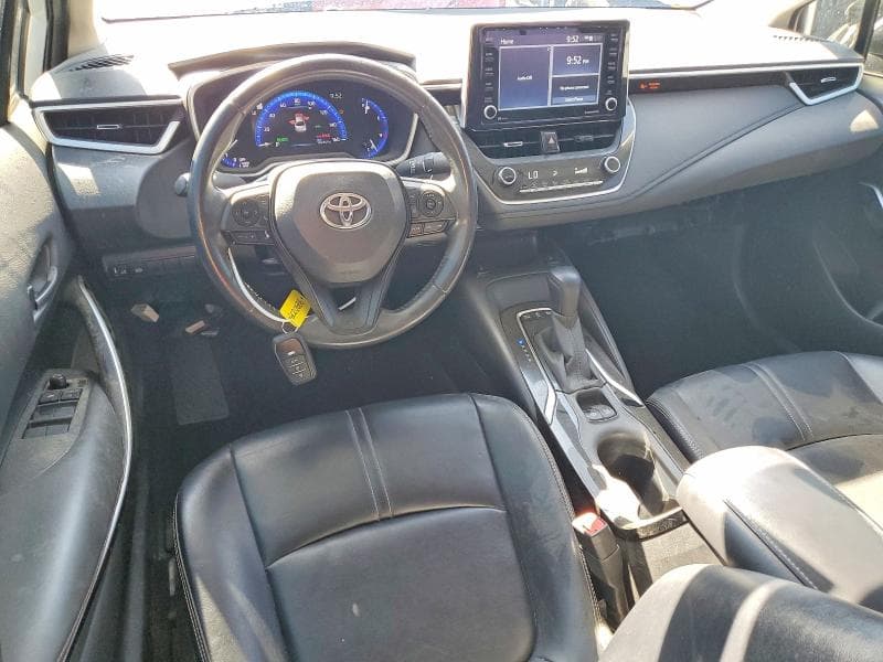 2022 TOYOTA COROLLA LE 8
