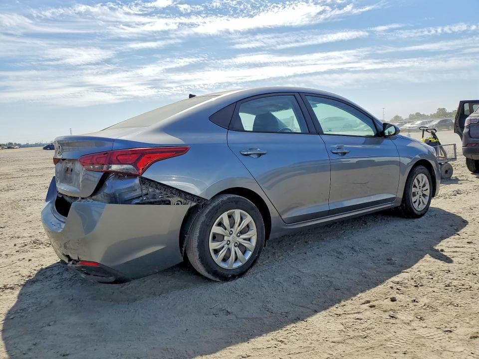 2018 HYUNDAI ACCENT SE 3