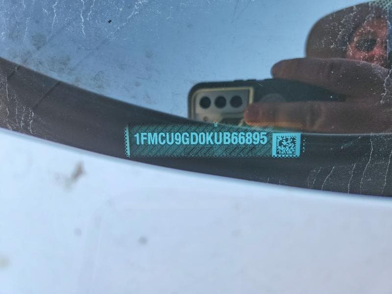 2019 FORD ESCAPE SE 12