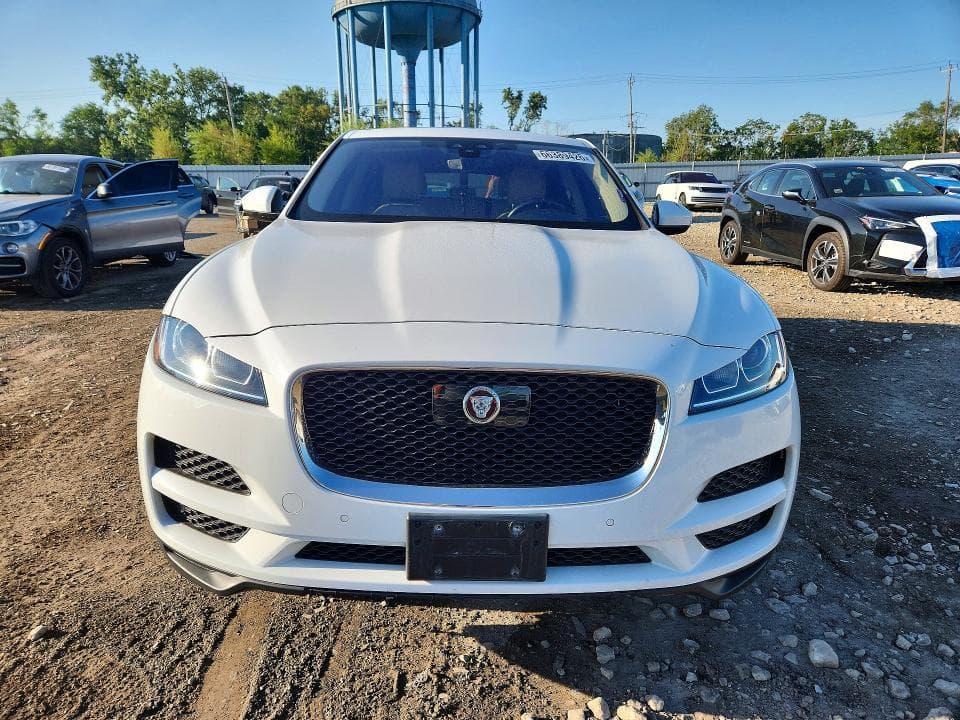 2020 JAGUAR F-PACE PREMIUM 5