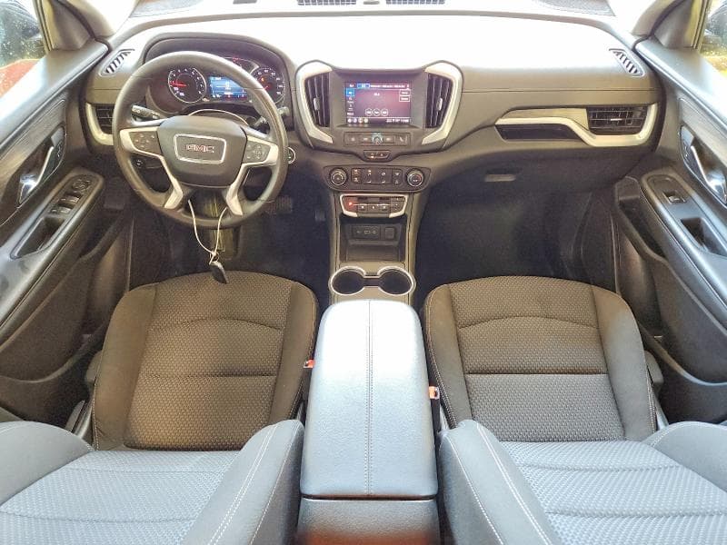 2024 GMC TERRAIN SLE 8