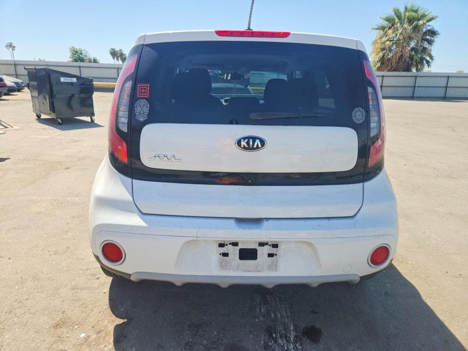 2019 KIA SOUL + 6