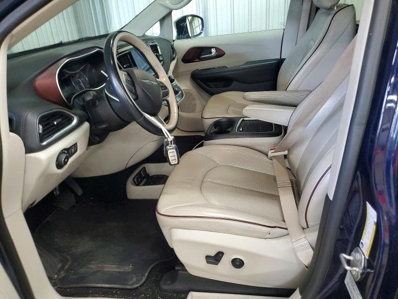 2017 CHRYSLER PACIFICA LIMITED 7