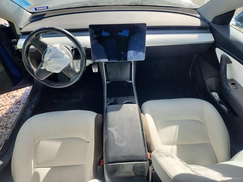 2018 TESLA MODEL 3 8