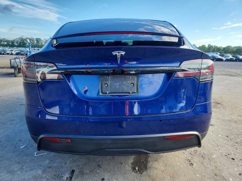 2022 TESLA MODEL X 6