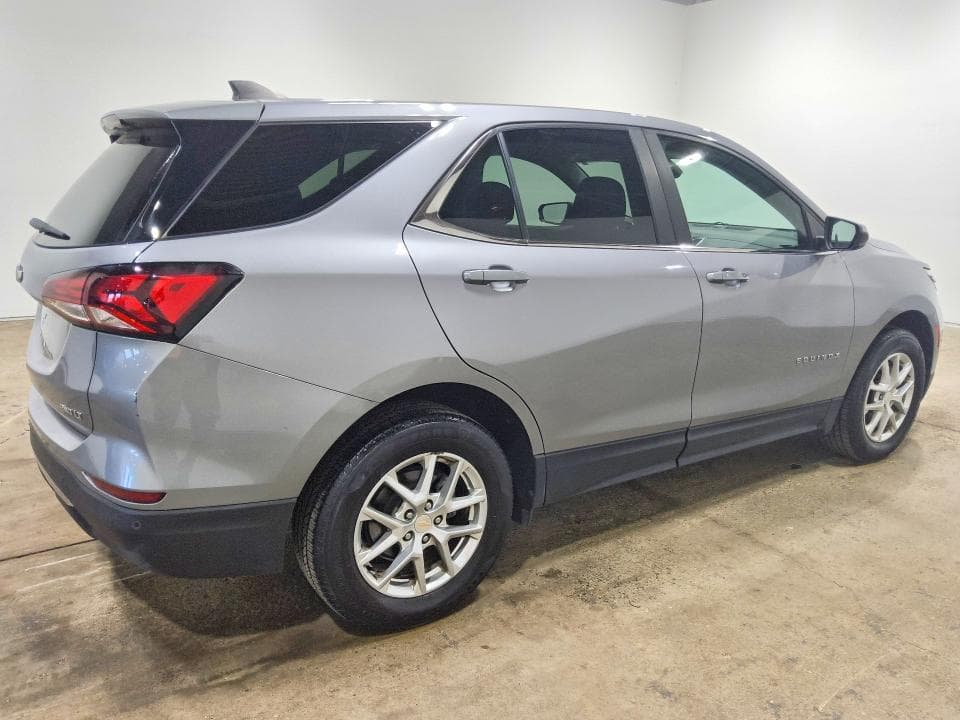 2023 CHEVROLET EQUINOX LT 3