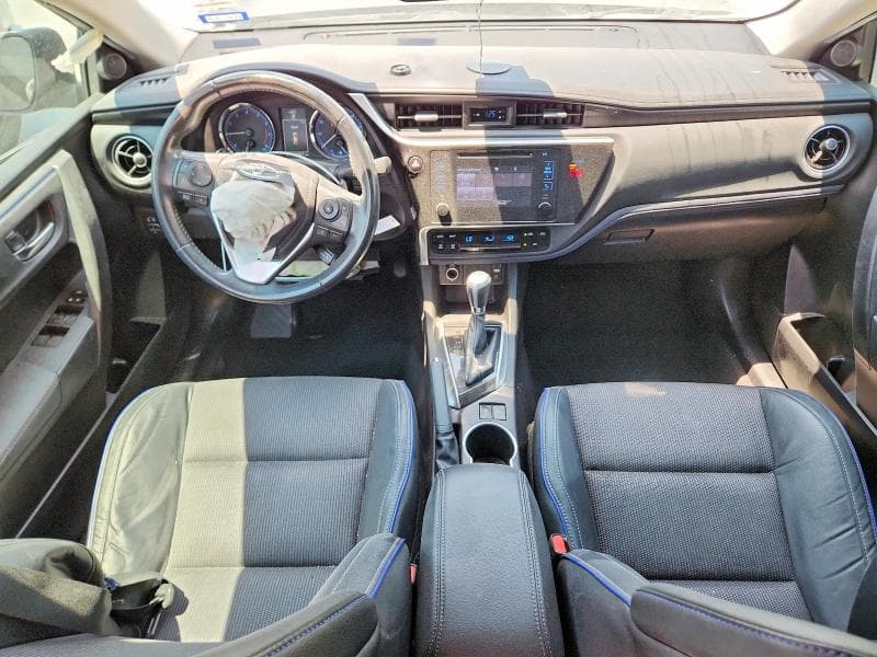 2019 TOYOTA COROLLA SE 8