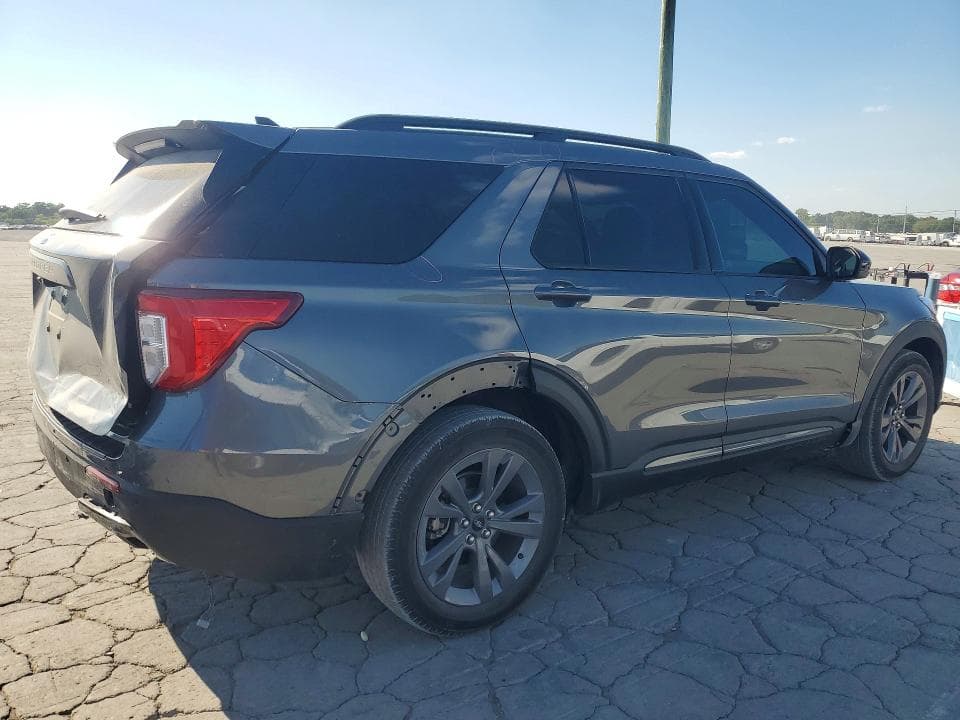 2023 FORD EXPLORER XLT 3
