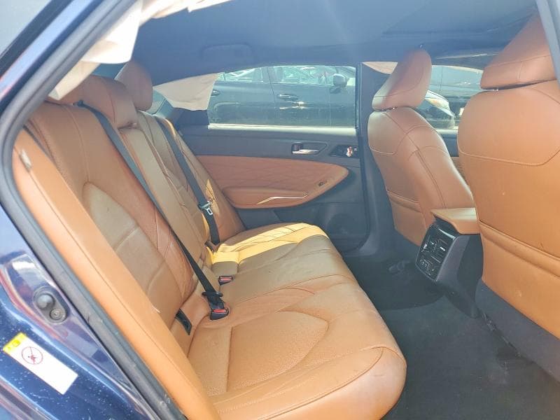 2019 TOYOTA AVALON HYBRID LIMITED 10