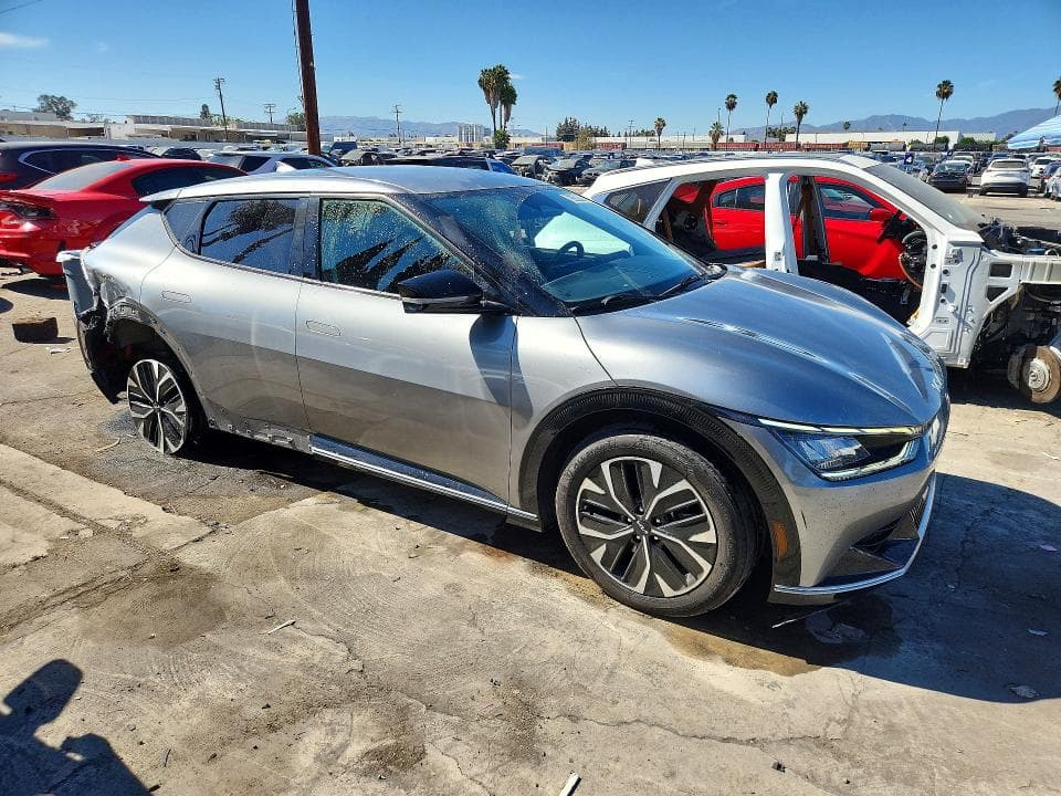 2024 KIA EV6 WIND 4