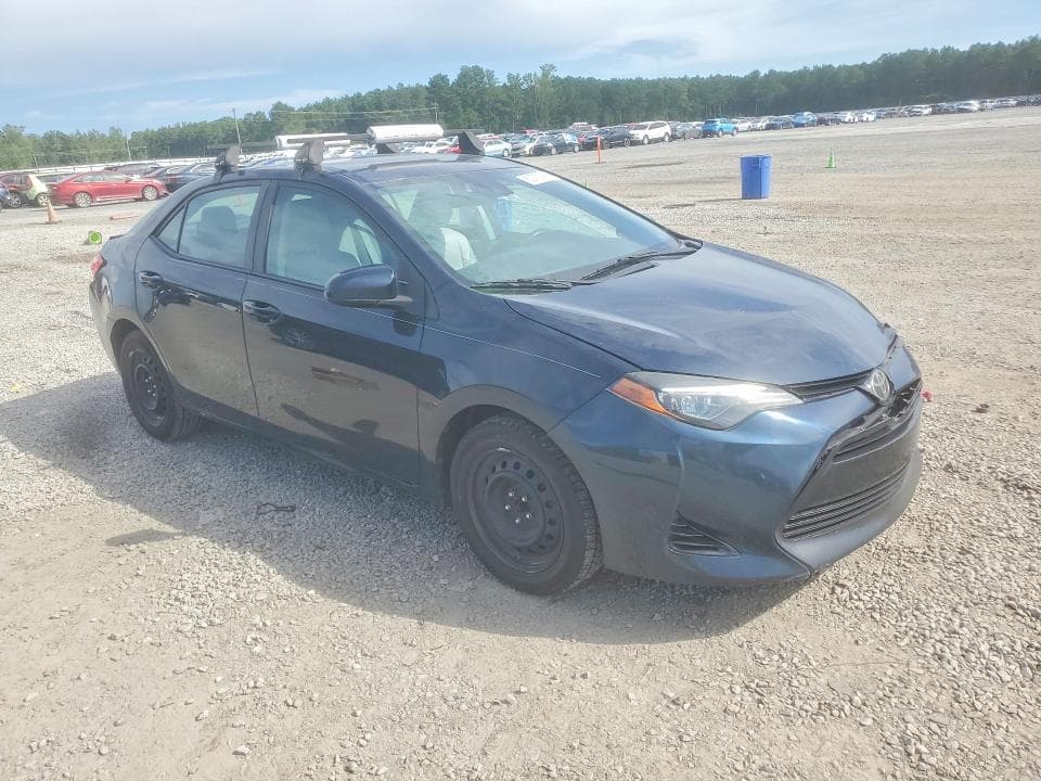 2018 TOYOTA COROLLA LE 4