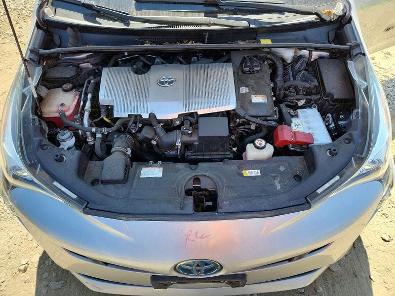 2017 TOYOTA PRIUS TWO 11