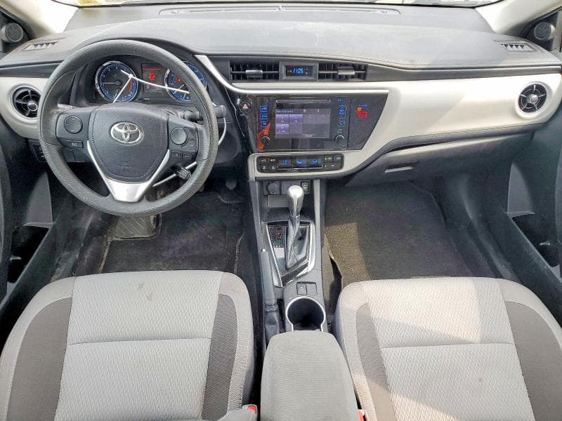 2018 TOYOTA COROLLA LE 8