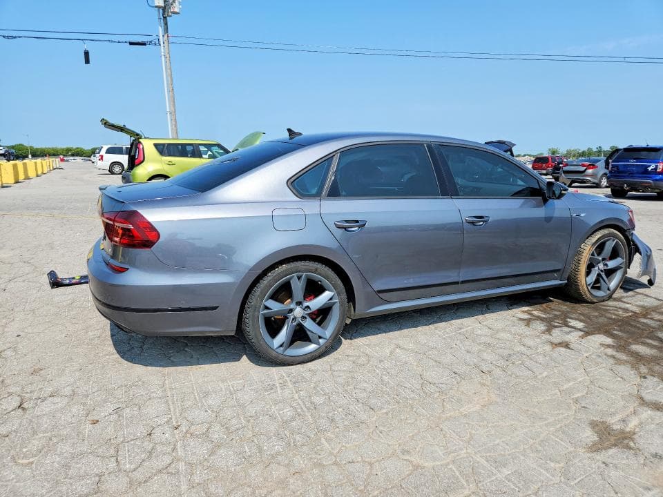 2018 VOLKSWAGEN PASSAT GT 3