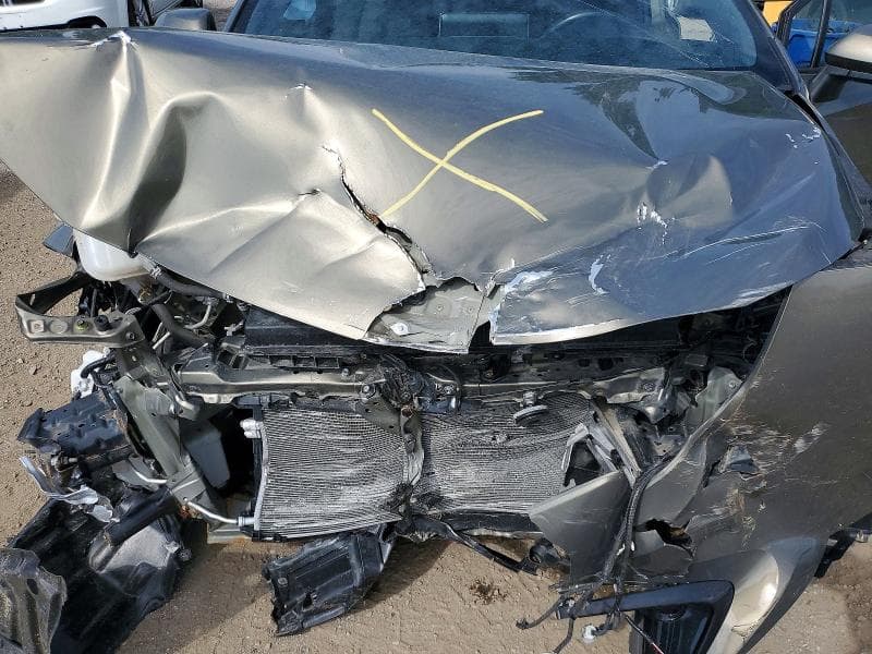 2019 TOYOTA COROLLA SE 11