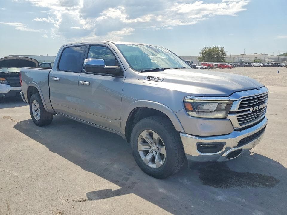 2019 RAM 1500 LARAMIE 4