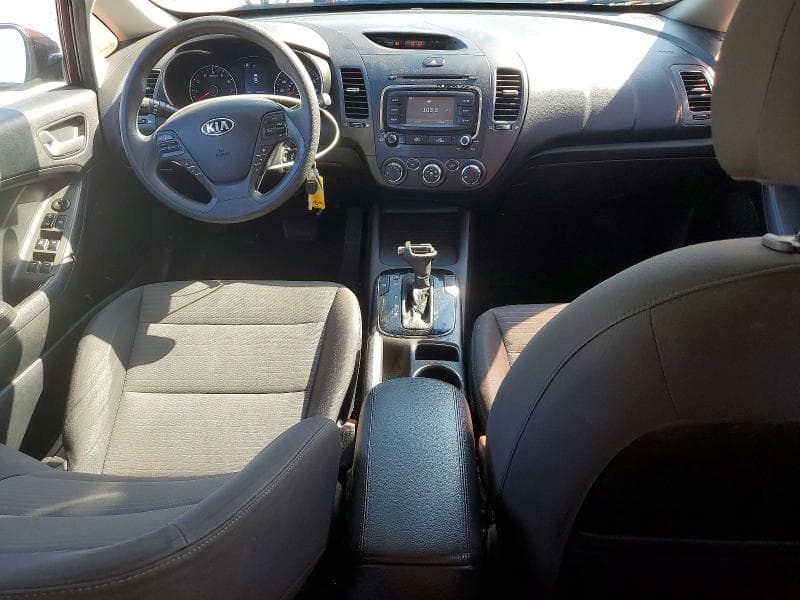 2017 KIA FORTE LX 8