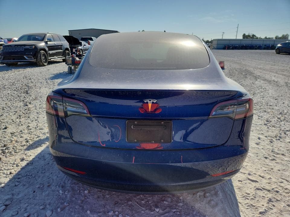 2019 TESLA MODEL 3 6
