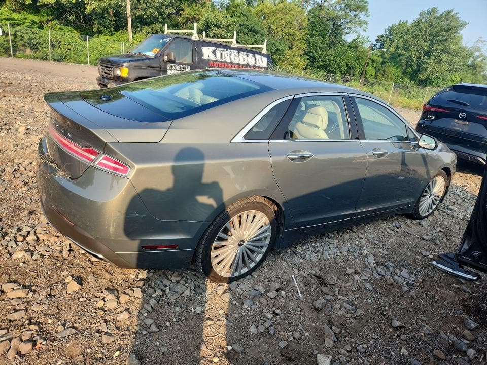 2017 LINCOLN MKZ RESERVE 3