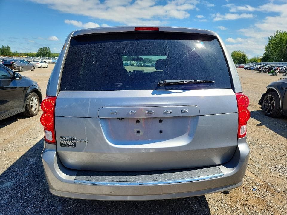 2017 DODGE GRAND CARAVAN SE 6