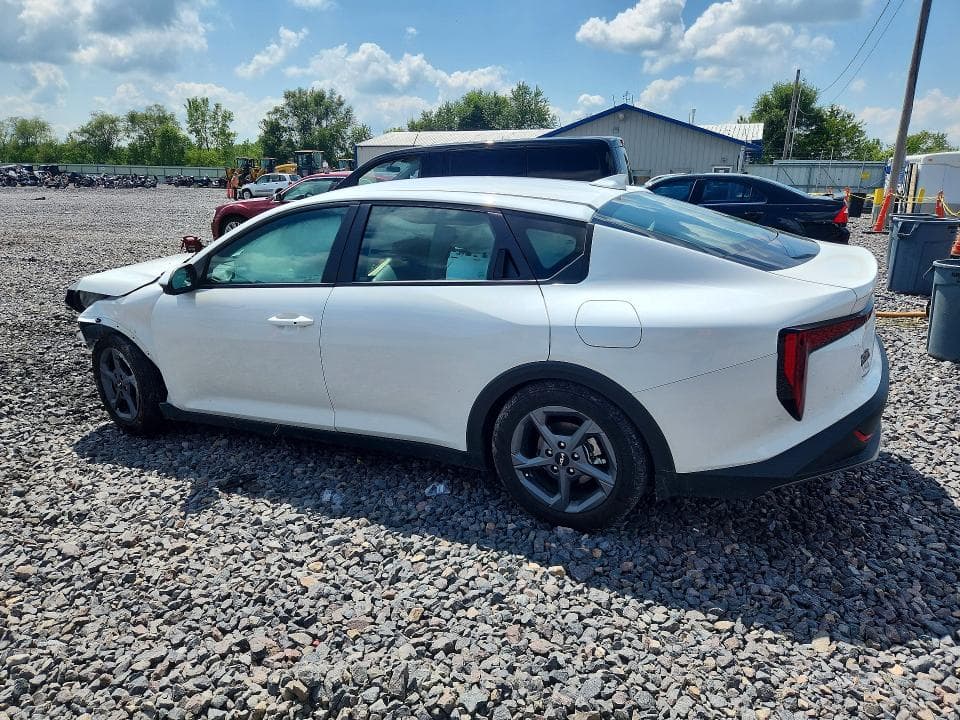 2025 KIA K4 LXS 2