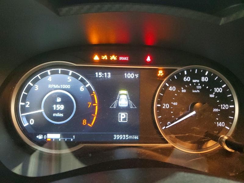 2025 NISSAN VERSA SR 9