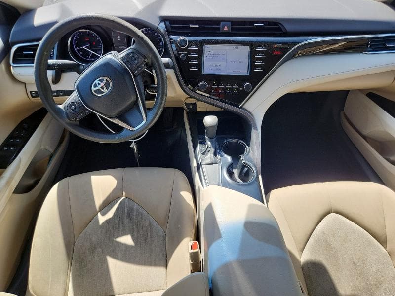 2018 TOYOTA CAMRY LE 8