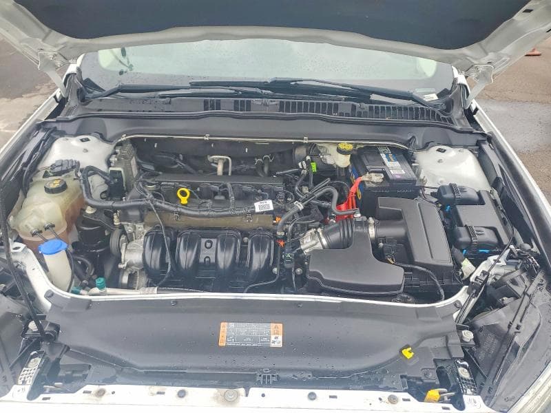 2017 FORD FUSION SE 11