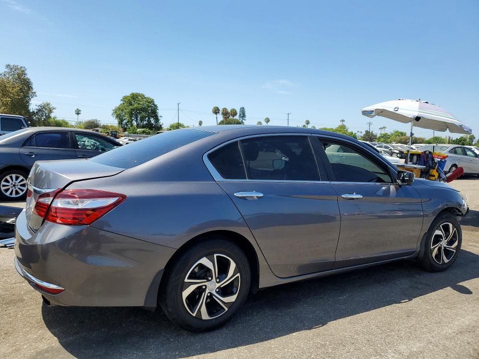 2017 HONDA ACCORD LX 3