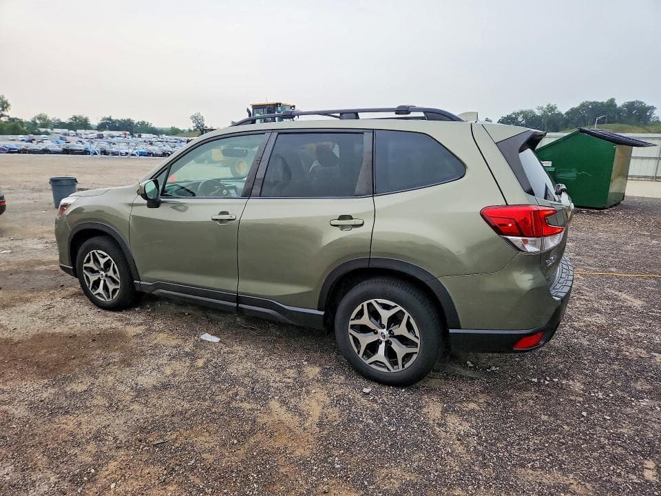 2019 SUBARU FORESTER PREMIUM 2