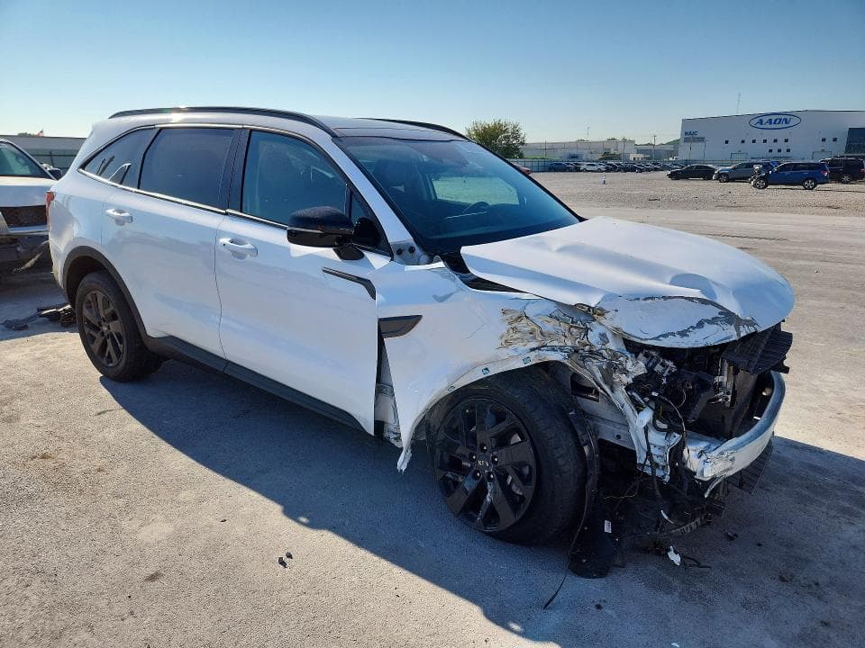 2021 KIA SORENTO S 4