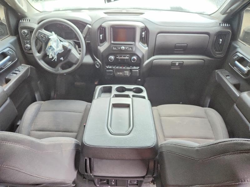 2025 CHEVROLET SILVERADO K2500 CUSTOM 8