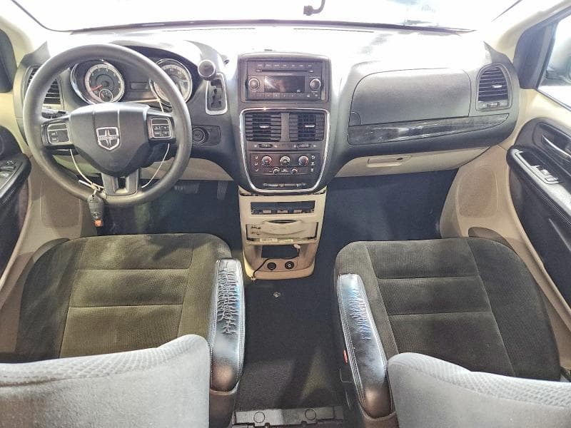 2017 DODGE GRAND CARAVAN SE 8