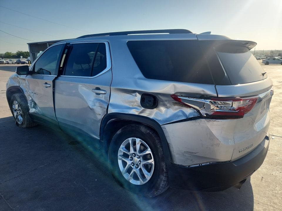 2020 CHEVROLET TRAVERSE LT 2