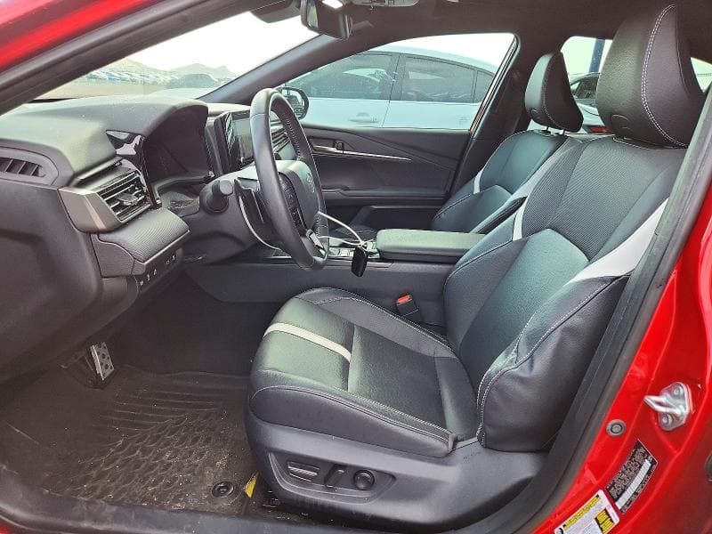 2025 TOYOTA CAMRY SE 7