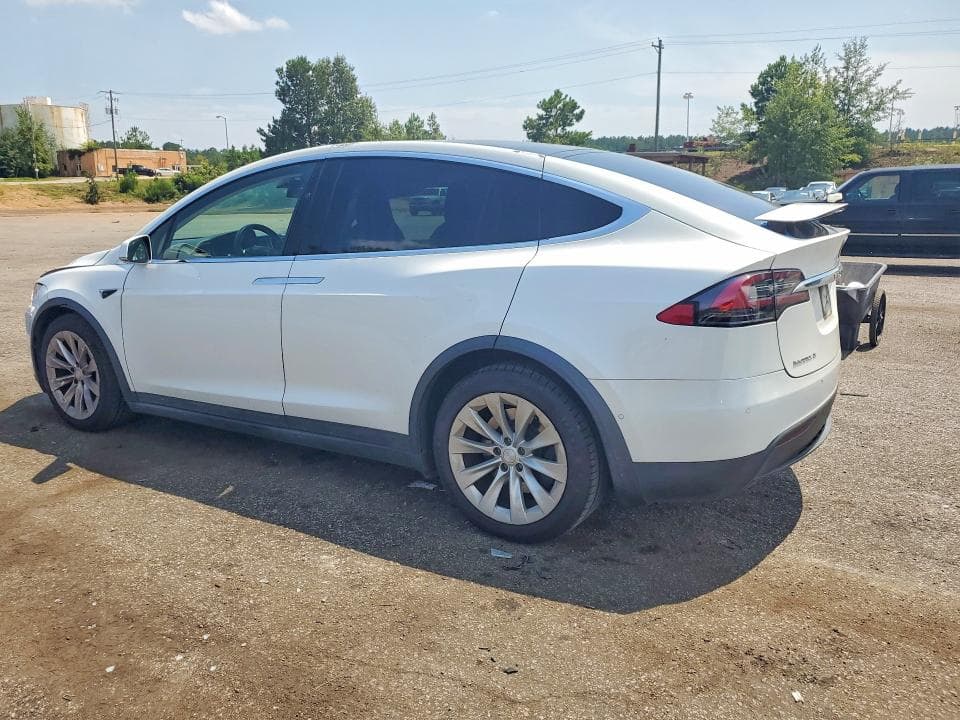 2017 TESLA MODEL X 2