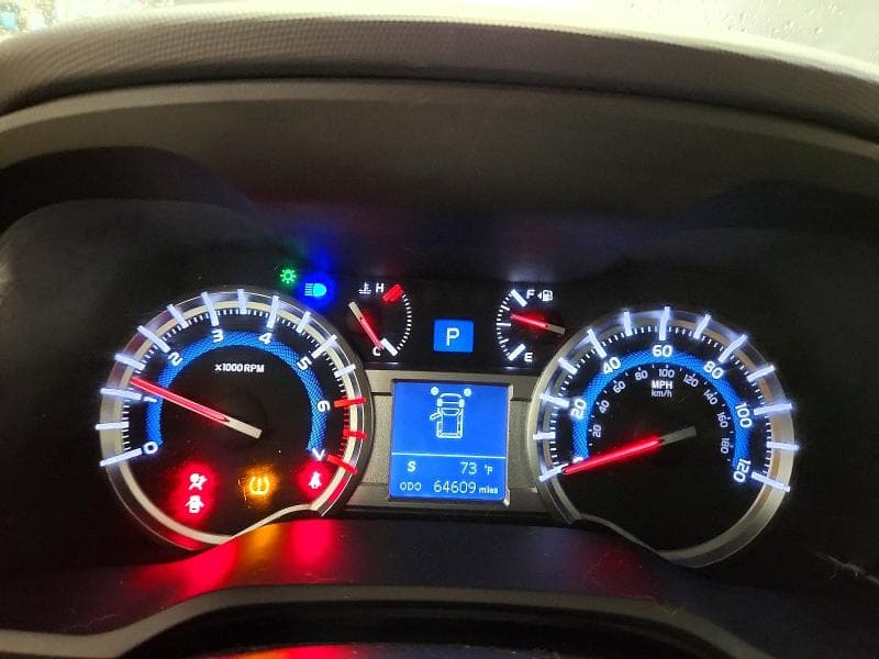 2018 TOYOTA 4RUNNER LIMITED 9