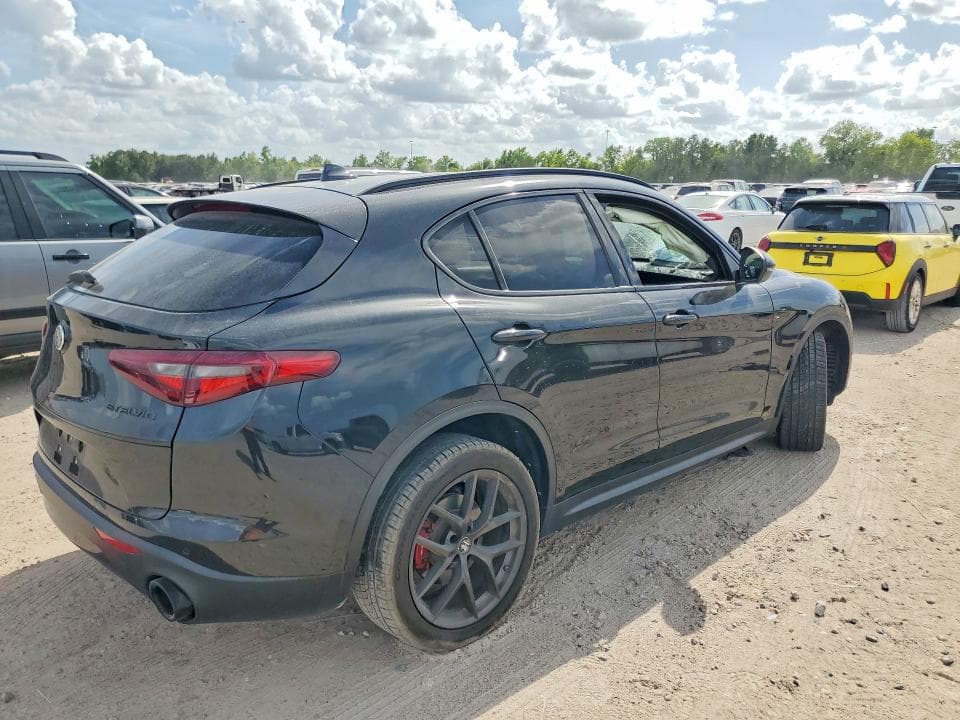 2020 ALFA ROMEO STELVIO 3