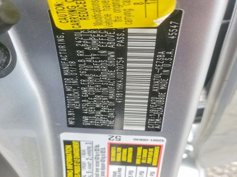 2018 TOYOTA CAMRY SE 12