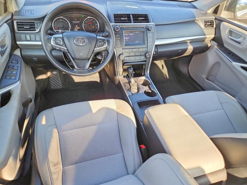 2017 TOYOTA CAMRY SE 8