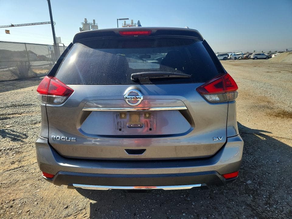 2018 NISSAN ROGUE SV 6