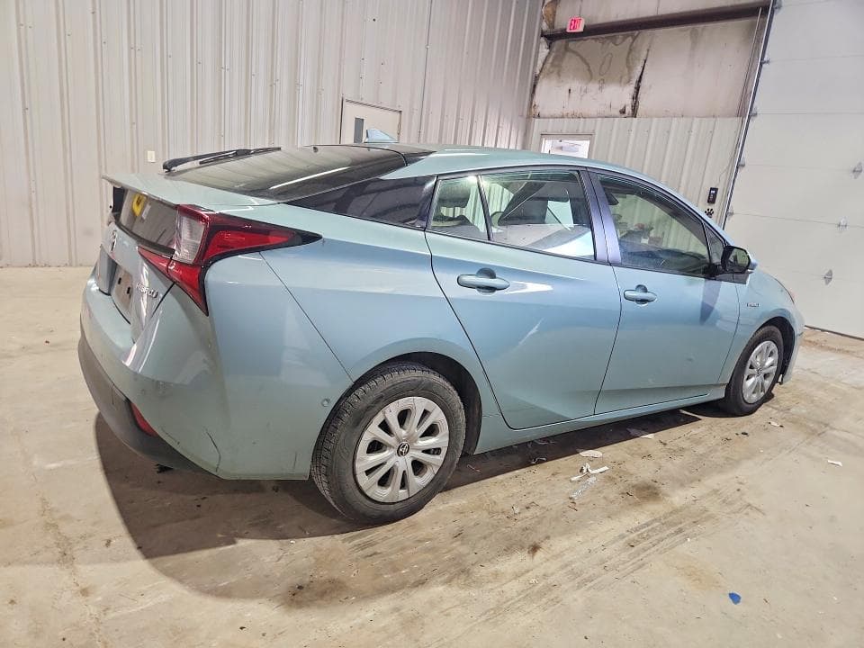 2019 TOYOTA PRIUS LE 3