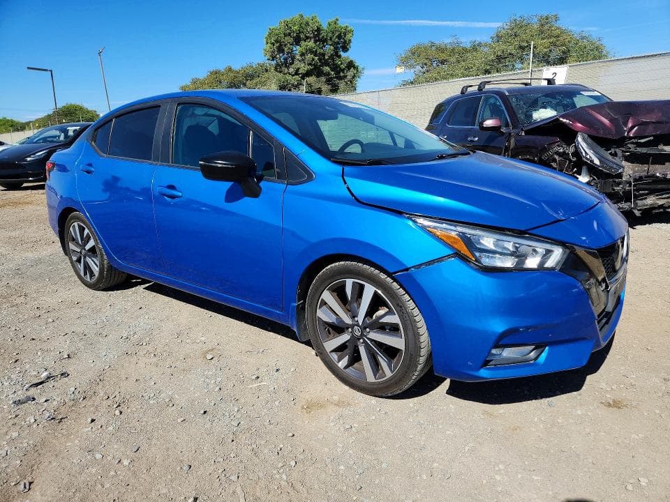 2021 NISSAN VERSA SR 4