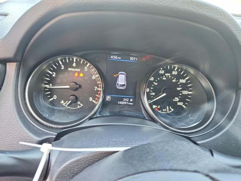 2018 NISSAN ROGUE S 9