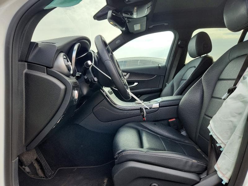 2018 MERCEDES-BENZ GLC 300 7