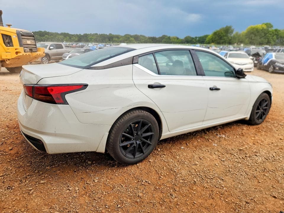 2019 NISSAN ALTIMA S 3